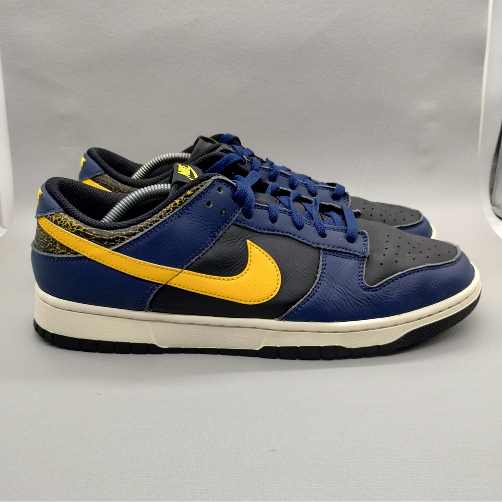 Nike Dunk Low Vintage Michigan Mens Size 12.5 Athletic Sneakers Lifestyle Shoes